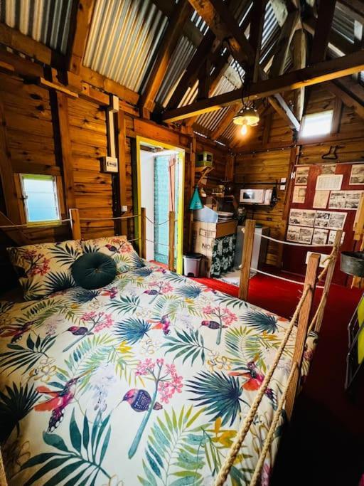 La Cabane D'Annesy Sainte-Suzanne Luaran gambar